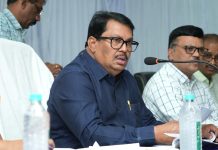 पावसाळा हंगामापूर्वी सिंचन व्यवस्था, तलाव दुरुस्ती सह अन्य विकास कामे तातडीने पूर्ण करा – आ. विजय वडेट्टीवार