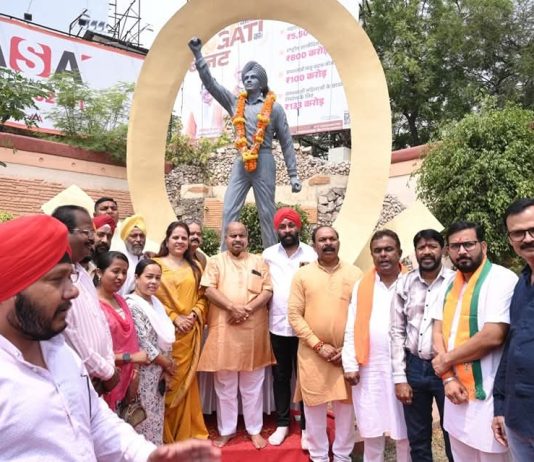 शहीद भगत सिंह की जयंती पर सिक्ख काउंसिल द्वारा देशभक्ति गीतों का कार्यक्रम हुआ