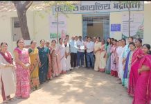 महाबोधी महाविहारच्या संपूर्ण व्यवस्थापनासाठी वंचित बहुजन आघाडीची तहसीलदारांना निवेदन देऊन केली मागणी