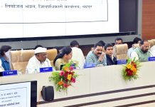 सर्वांना विश्वासात घेऊन निधीचे वाटप करणार