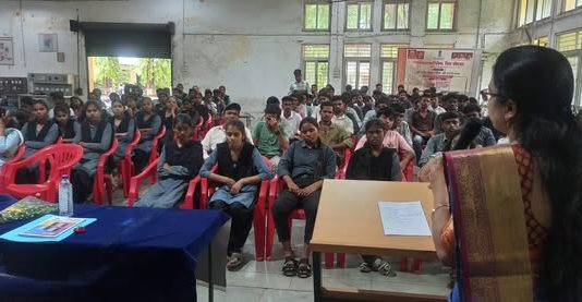 विविध कंपन्यांतर्फे 70 विद्यार्थ्यांची निवड