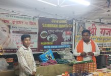 महाराष्ट्रातल्या प्रत्येक गो चालकांनी शुद्ध गौमय शेण गोमूत्र पासून विविध उत्पन्न वाढवले पाहिजे असे आव्हान राष्ट्रीय गो सेवक नितीन जाधव गोगलगावकर