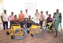 दिव्यांग वर निलेश व वधू पुष्पा यांचे अनुकरणीय पाऊल