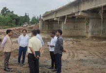 जिल्हाधिकाऱ्यांकडून ब्रह्मपुरी तालुक्यातील प्रकल्पांची पाहणी