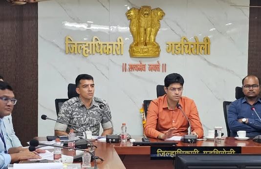 ग्रामीण भागात वैद्यकीय उपचारांबाबत जागरूकता वाढवा – जिल्हाधिकारी अविश्यांत पंडा