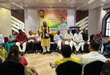 आघामी चंद्रपूर महानगरपालिका निवडणुकीच्या पार्श्वभूमीवर भारतीय जनता पार्टीच्या माजी नगरसेवकांची बैठक संपन्न