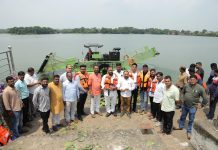 रामाळा तलाव स्वच्छता मोहिमेला गती – ईकोर्निया वनस्पती हटवण्यासाठी अत्याधुनिक मशीनरी कार्यरत