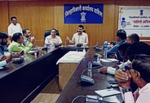 पात्र शिक्षकांनी वेळापत्रकानुसार अर्ज दाखल करावेत – जिल्हाधिकारी योगेश कुंभेजकर