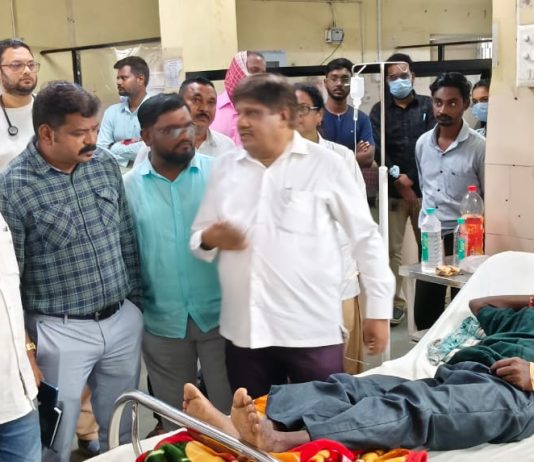 गणेशोत्सवाच्या आनंदातही रुग्णांसाठी धावून आले आ. सुधीर मुनगंटीवार