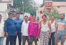 माजी नगरसेवक राजेश रेवेल्लीवार व माजी नगरसेविका ललिता राजेश रेवेल्लीवार प्रभागाच्या समस्य्या मार्गी लावण्यासाठी अक्शन मोडवर