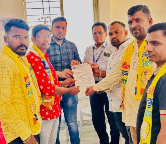 पिंपरी चिंचवडमधील प्रारूप मतदार यादीत गंभीर त्रुटी; वंचित बहुजन युवक आघाडीने घेतल्या हरकती