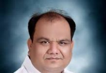 विकासकामांना विरोध नाही; पण विकासाच्या नावाखालील भ्रष्टाचाराला विरोध