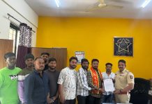 मुकेश जिवतोडे यांना धमकी देणाऱ्या विरोधात कारवाईची मागणी – युवासेनेचा इशारा