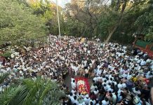 ‘सत्य सर्वांचे आदी घर’ रुजवणारे डॉ. ‘बाबा’ हरपले! हजारो नागरिकांच्या उपस्थितीत शासकीय इतमामात अंत्यसंस्कार