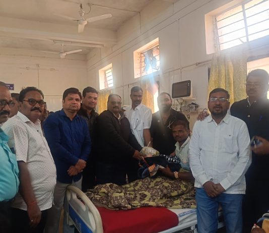 ब्रम्हपूरीत विविध सामाजिक उपक्रमांनी विधीमंडळ काॅंग्रेस पक्षनेते विजय वडेट्टीवार यांचा वाढदिवस साजरा