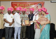 मिलिंद आळणे, प्रा. डॉ.श्रीराम मुळीक यांना “आदर्श समाजभूषण,शिक्षण गौरव पुरस्कार” प्रदान