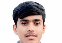 अवघ्या सतरा वर्षाच्या रमण रवींद्र बनसोडे याची दुसऱ्या आंतरराष्ट्रीय फुले फेस्टिव्हलच्या अध्यक्षपदी निवड