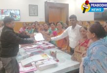 अखिल भारतीय लोक कलावंत सांस्कृतिक समितीच्या वतीने नागपूर जिल्हाधिकारी यांना निवेदन