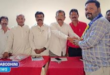 सोलापुरात आरपीआयला मोठा धक्का; ॲड. राकेश घाडगे यांचा ‘वंचित’मध्ये जाहीर प्रवेश