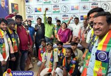 मनसेला मोठा झटका; औरंगाबाद मध्ये मनसे कार्यकर्त्यांचा वंचितमध्ये जाहीर प्रवेश