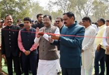 पालकमंत्र्यांच्या हस्ते लोहारा जंगल सफारी गेटचे उद्घाटन