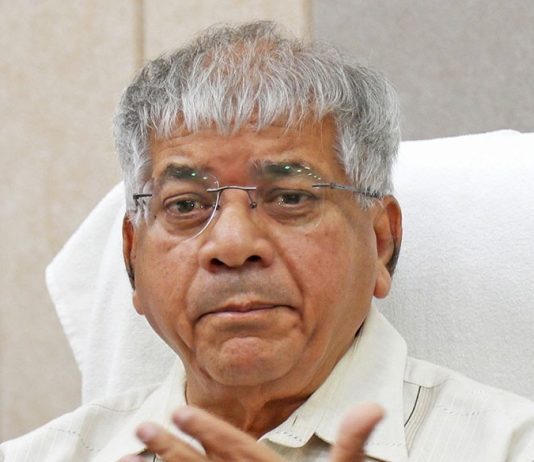 हे निव्वळ पोकळ दावे, अर्थसंकल्पातून मध्यमवर्गीय आणि वंचित घटक गायब – ॲड. प्रकाश आंबेडकर