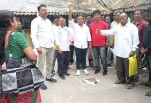 फेकरीतील अतिक्रमण कारवाईविरोधात ग्रामस्थ आक्रमक