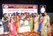 जागतिक महिला दिनानिमित्य बाबूपेठ महिला गट तर्फे आनंद मेळावा तथा भव्य नृत्य स्पर्धेचे आयोजन