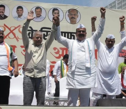 एपस्टिन फाईलमध्ये पंतप्रधानांचे नाव येणे अत्यंत गंभीर, संस्कृतीचा ढोल पिटणाऱ्या राष्ट्रीय स्वयंसेवक संघाने नरेंद्र मोदींचा राजीनामा घ्यावा : हर्षवर्धन सपकाळ