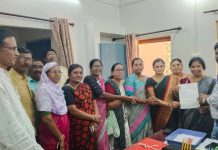 सक्तीच्या स्मार्ट वीज मीटर विरोधात राजुरा काँग्रेसचे मुख्यमंत्र्यांना निवेदन
