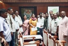 गोंडपिपरी MIDC विरोधात शेतकरी आक्रमक ; संयुक्त मोर्चाच्या वतीने जिल्हाधिकाऱ्यांना निवेदन.