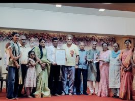 गोरेगाव (मुंबई) येथे नुरखाँ पठाण यांचा ‘समाज प्रबोधन पुरस्कार’ाने गौरव