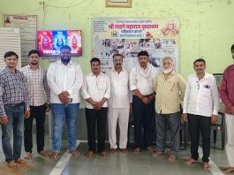 वृद्धाश्रमात श्रीमंत भूषणसिंह राजे होळकर यांचा वाढदिवस साजरा