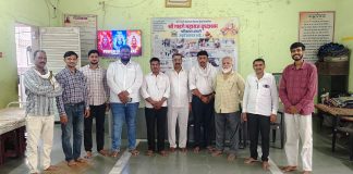 वृद्धाश्रमात श्रीमंत भूषणसिंह राजे होळकर यांचा वाढदिवस साजरा