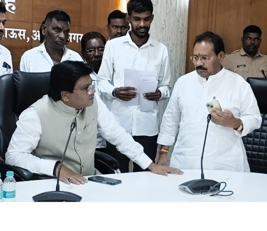सफाई कर्मचाऱ्यांचे वारसा हक्क व योजनांचे प्रश्न मार्गी लावा