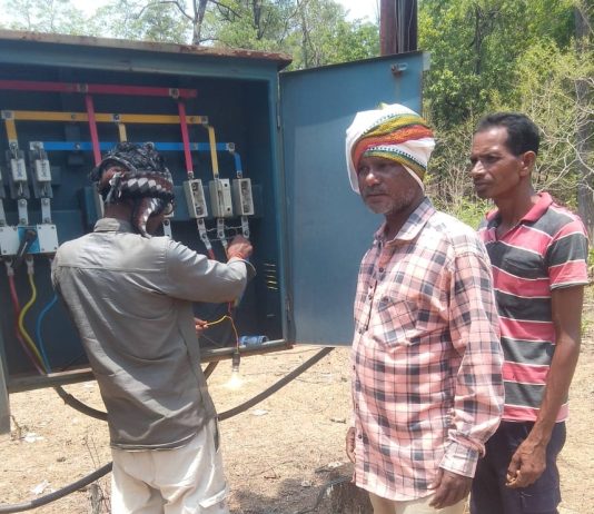 भाकपाने पूर्ण केला शब्द: धुळेपलली गावात अखेर वीज