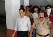 अल्पवयीन मुलीची बेकायदेशीर प्रसूती; नवजात बालकाच्या विल्हेवाट प्रकरणात ११ जणांवर गुन्हा