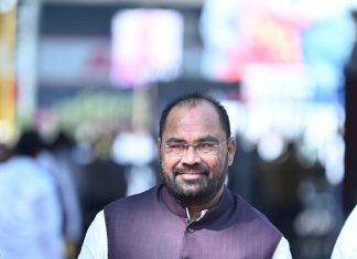 आमदार किशोर जोरगेवार यांच्या संकल्पनेतून चंद्रपुरात रक्तदान शिबिराचे आयोजन
