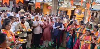 अरुन लाखानी यांनी आ. किशोर जोरगेवार यांच्या उपस्थितीत महाकाली मातेचे घेतले दर्शन